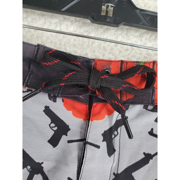 UNDR Industries Lest We Forget Board Shorts Swim Trunks Men L 38x11 Black Red - Picture 6 of 8